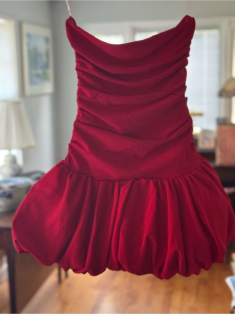 Elegant Strapless Red Bubble Hem Formal Dress